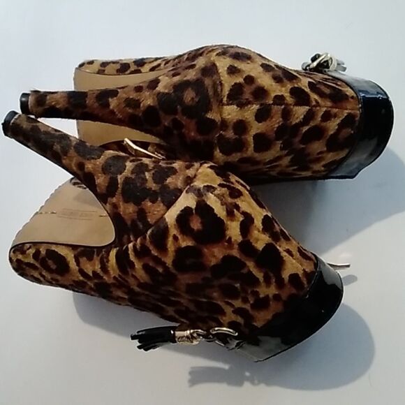VINCE CAMUTO VC-KEVIA LEATHER PEEP-TOE ANIMAL PRINT HEELS WOMEN BOOTS SIZE 6M - Picture 5 of 10